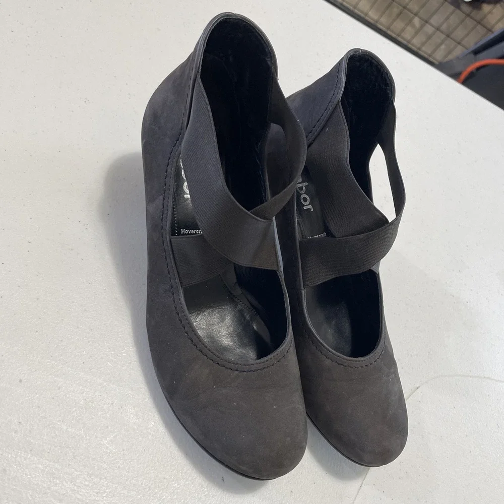 Gabor Maryjane's Pumps Women's‎ Brown Suede 7.5 M